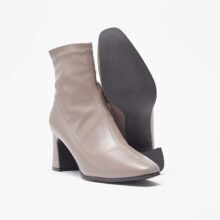 Flora Bella Women Solid Boots With Zip Closure And Block Heels